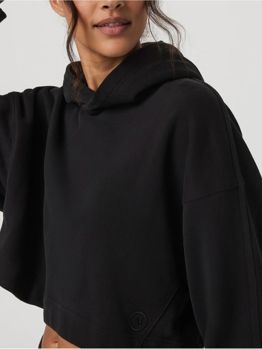 NWOT Vuori Sedona Pullover Cropped Hoodie Sz L